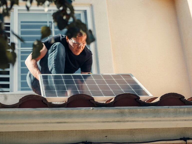 Is It Really Worth to Install Solar Panel ?